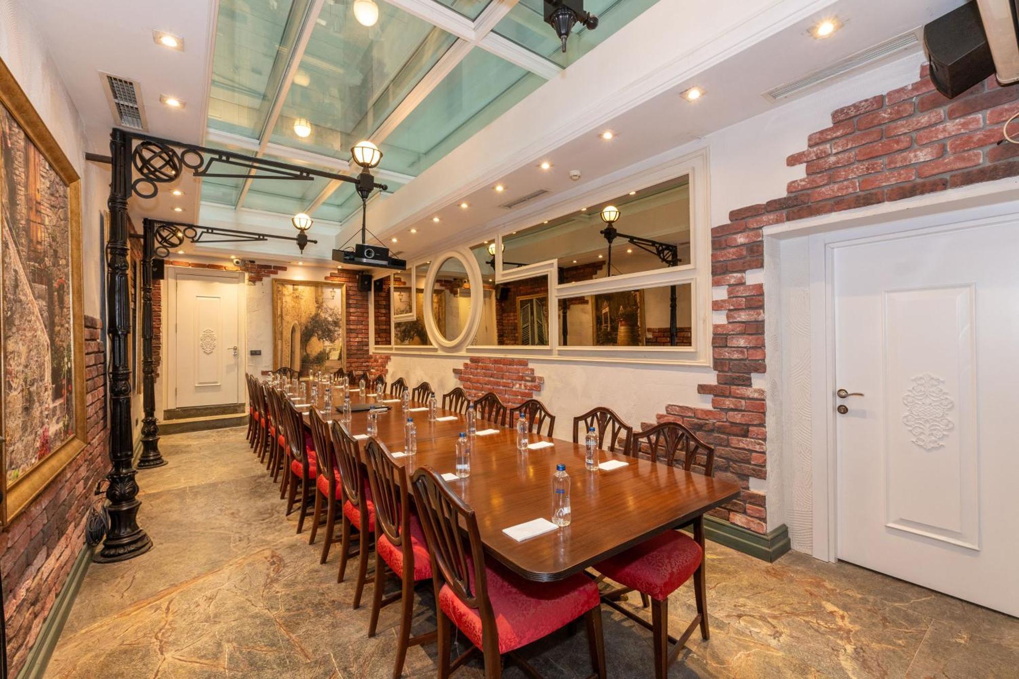 Pera Tulip & - Taksim Pera Center Hotel 4*